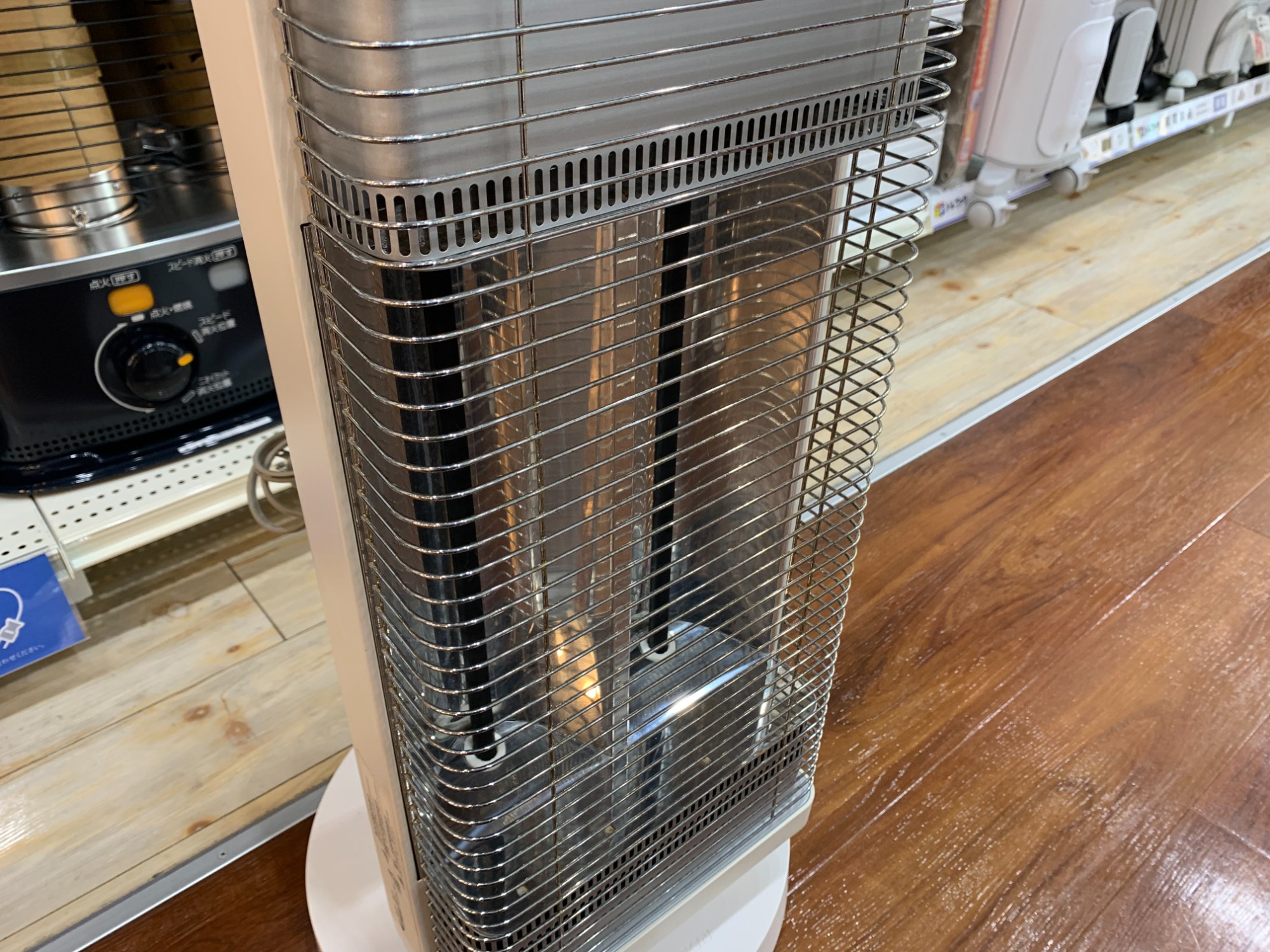 DAIKIN/ダイキン】遠赤外線ヒーター ERFT11VS-W 2018年製 が買取入荷