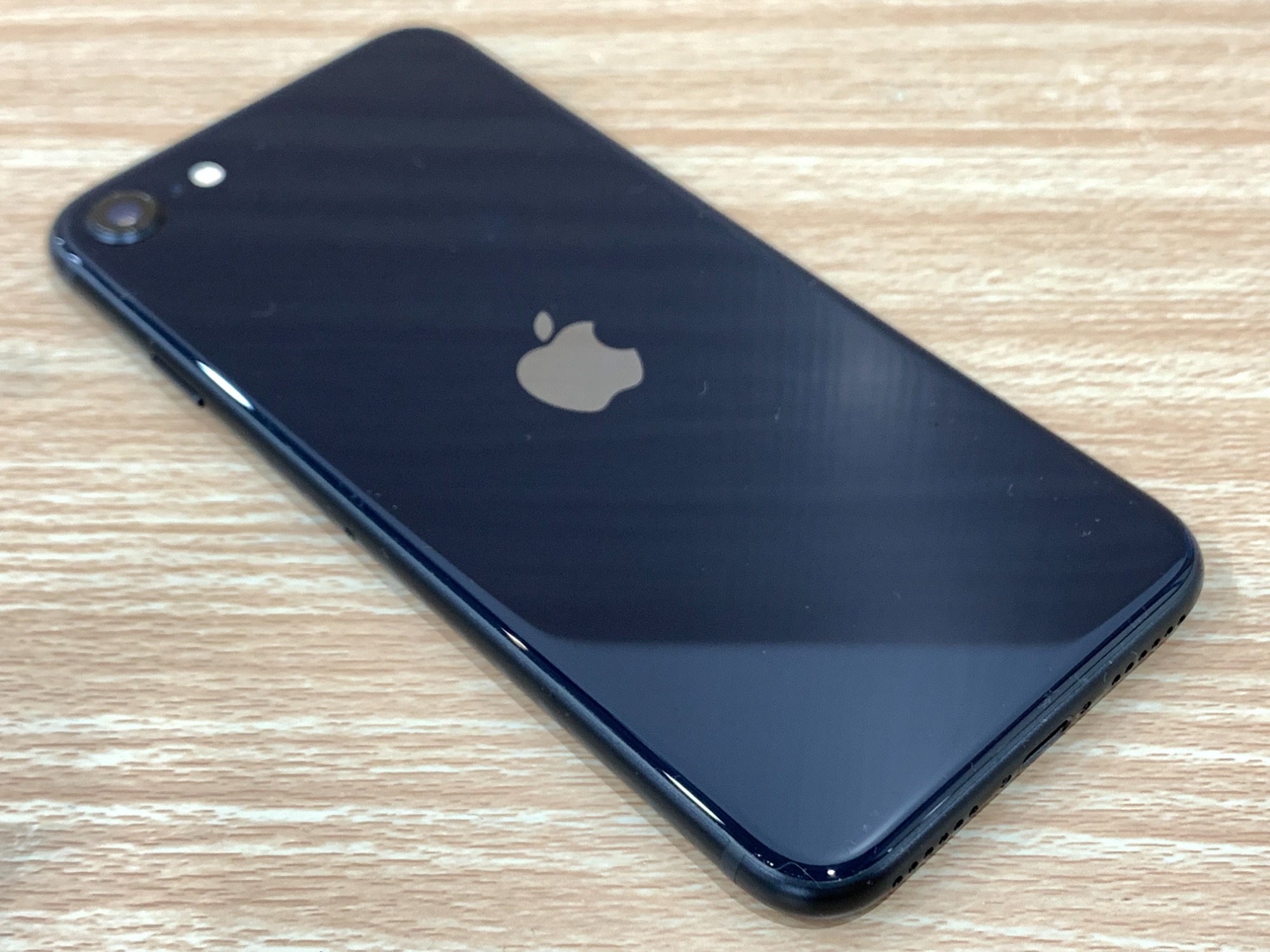 Apple/アップル】iPhone SE(第3世代)256GB MMYJ3J/A SIMフリーが買取