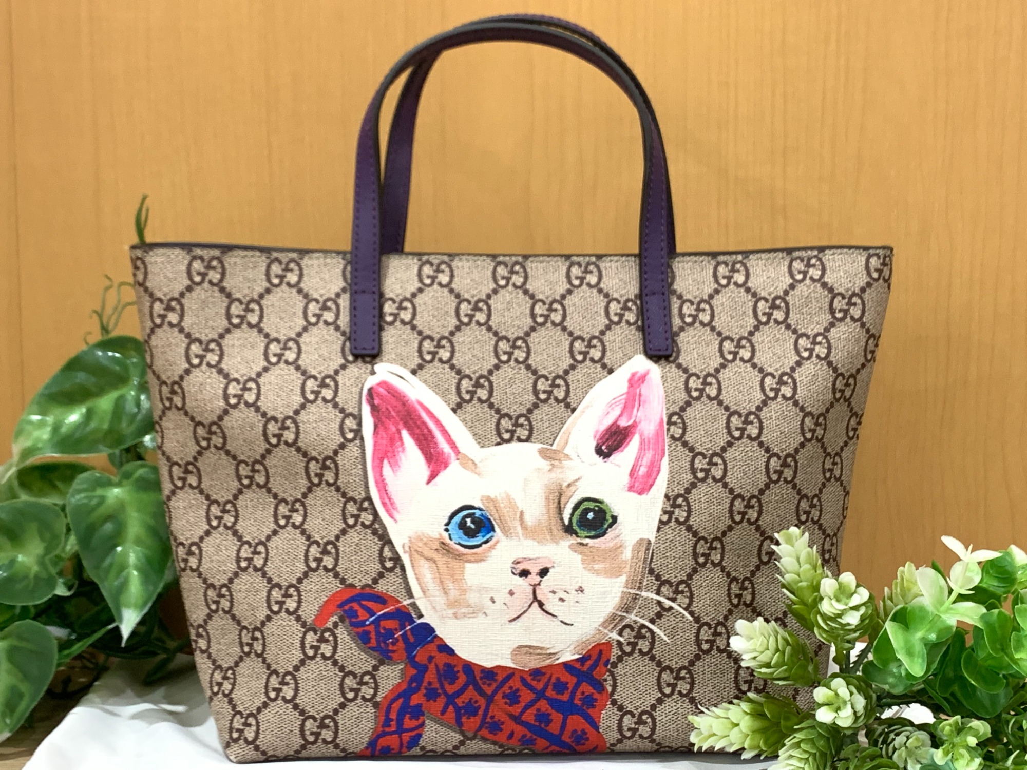 6月の毎週水曜日はトレポ5倍‼】GUCCI(グッチ)ハンドバッグ GG