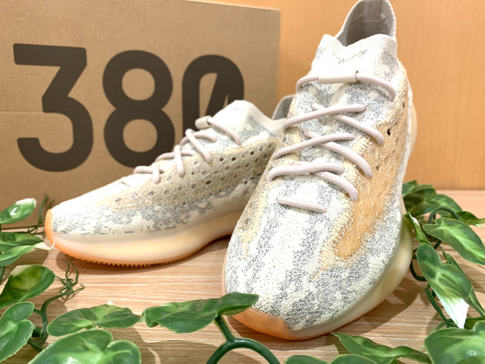 adidas/アディダス】スニーカーYEEZY BOOST 380が買取入荷いたしました