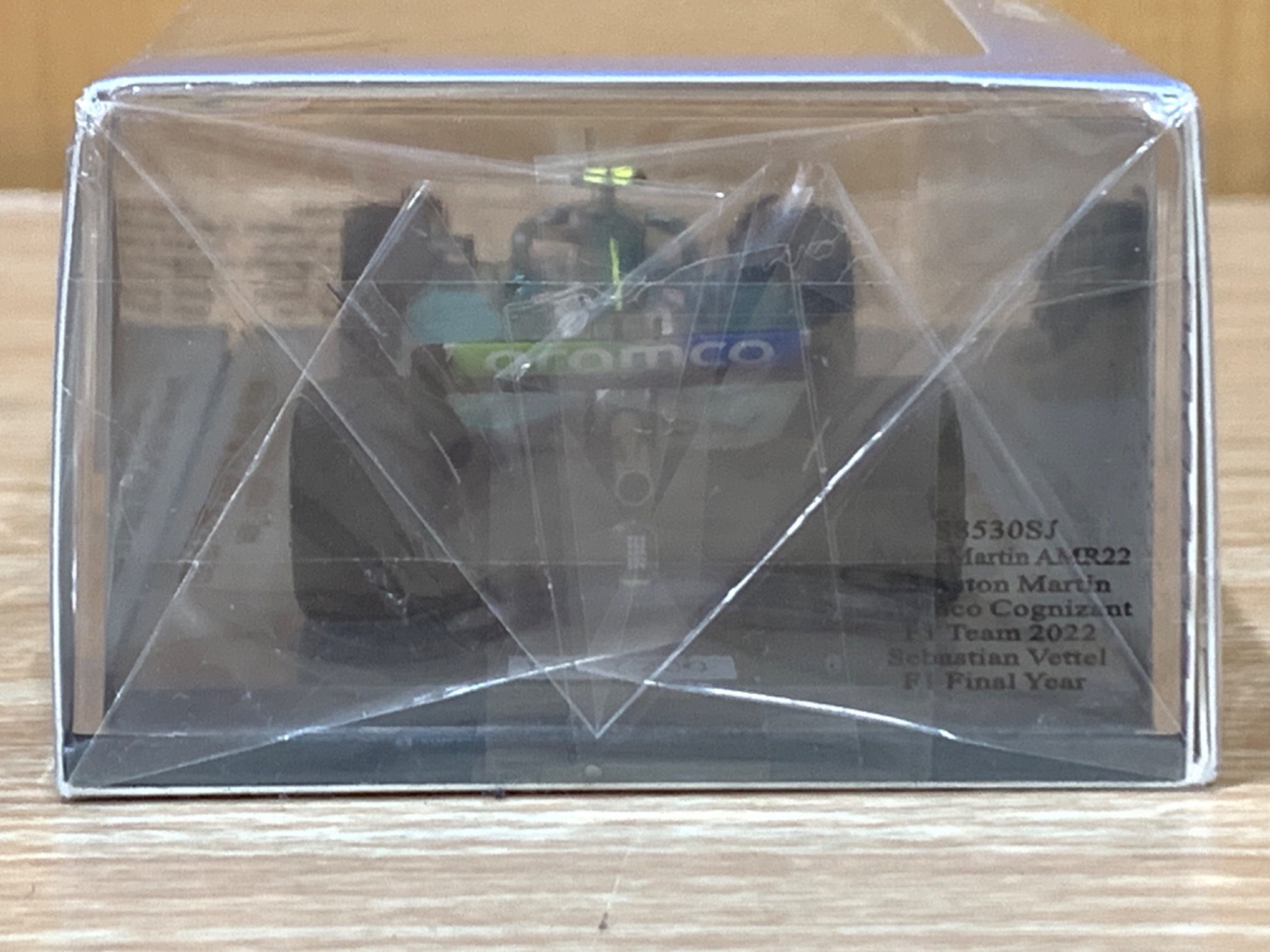 sparkmodel/スパークモデル】モデルカー アストンマーチン1/43が