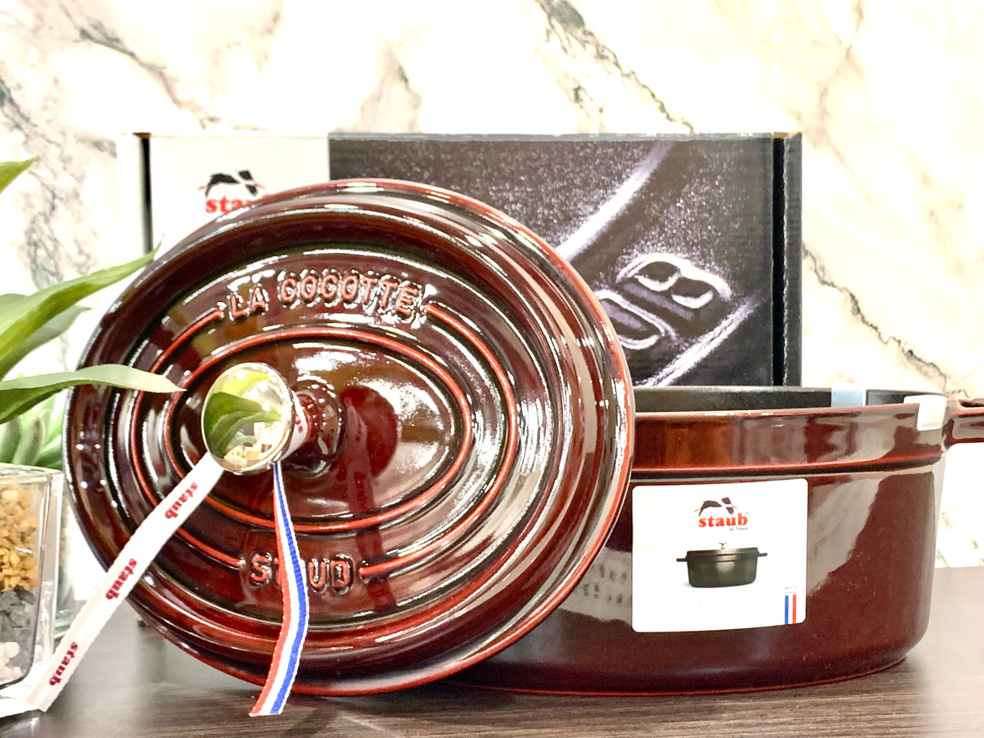 レア★廃盤・ストウブ　ヴィンテージ　オーバルココット23cm　グレナディンレッド STAUB | ストウブ からのヴィンテージココット オーバル 23cm