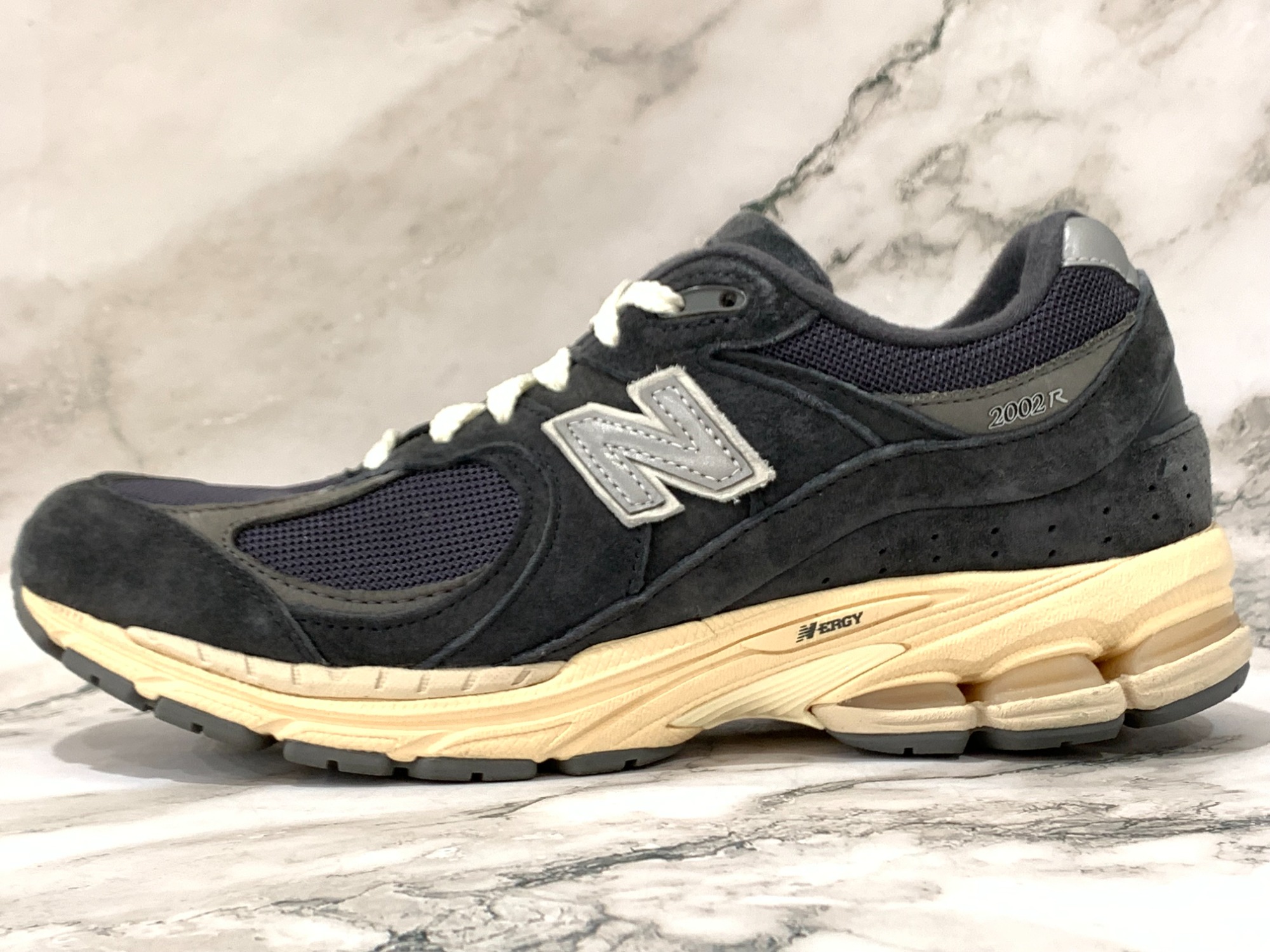ニューバランス M2002RHO 26.5㎝ 【公式通販】