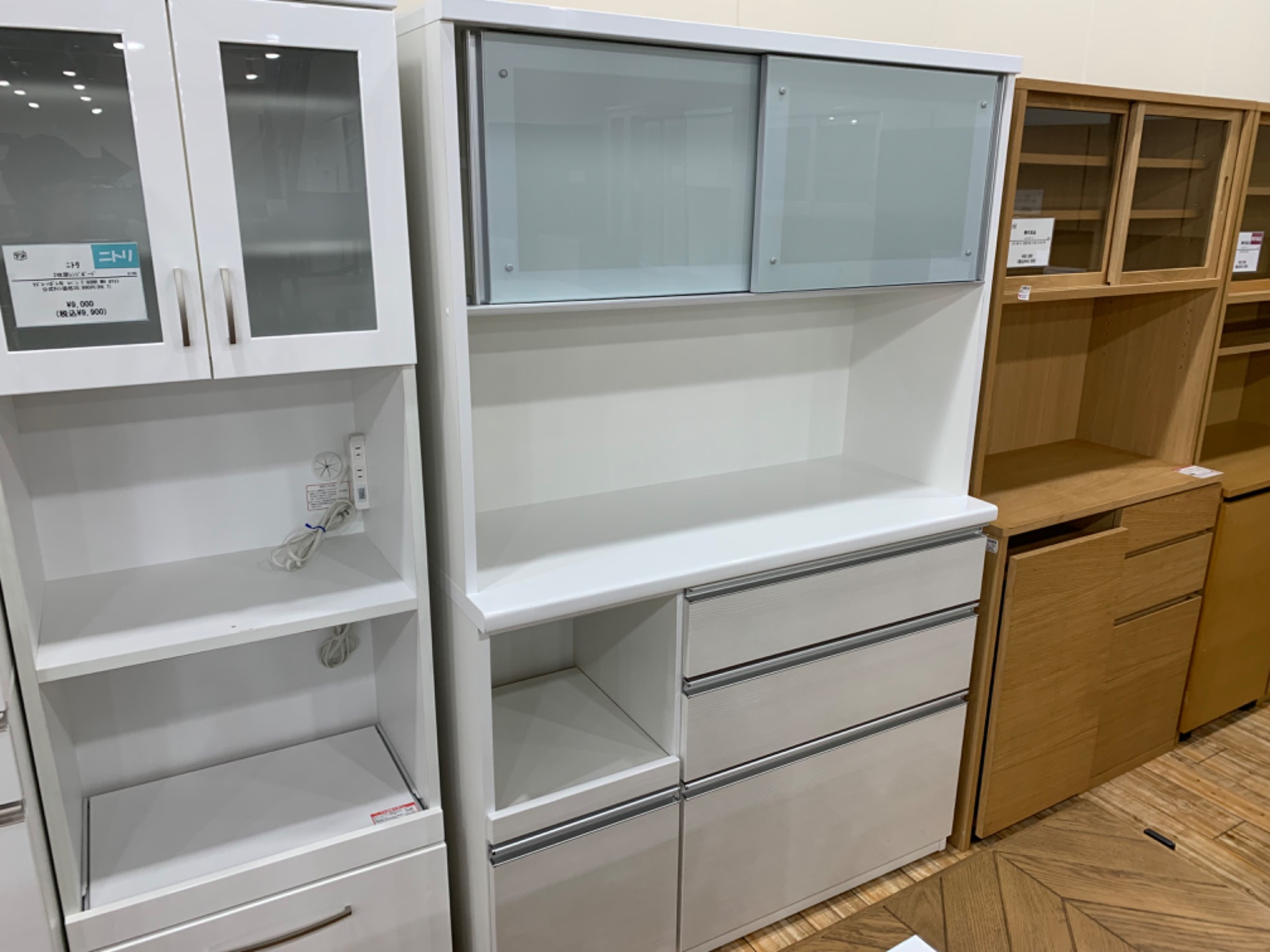松田家具 - 2枚扉レンジボードが 買取入荷致しました 松田家具 - 2枚扉レンジボードが 買取入荷致しました