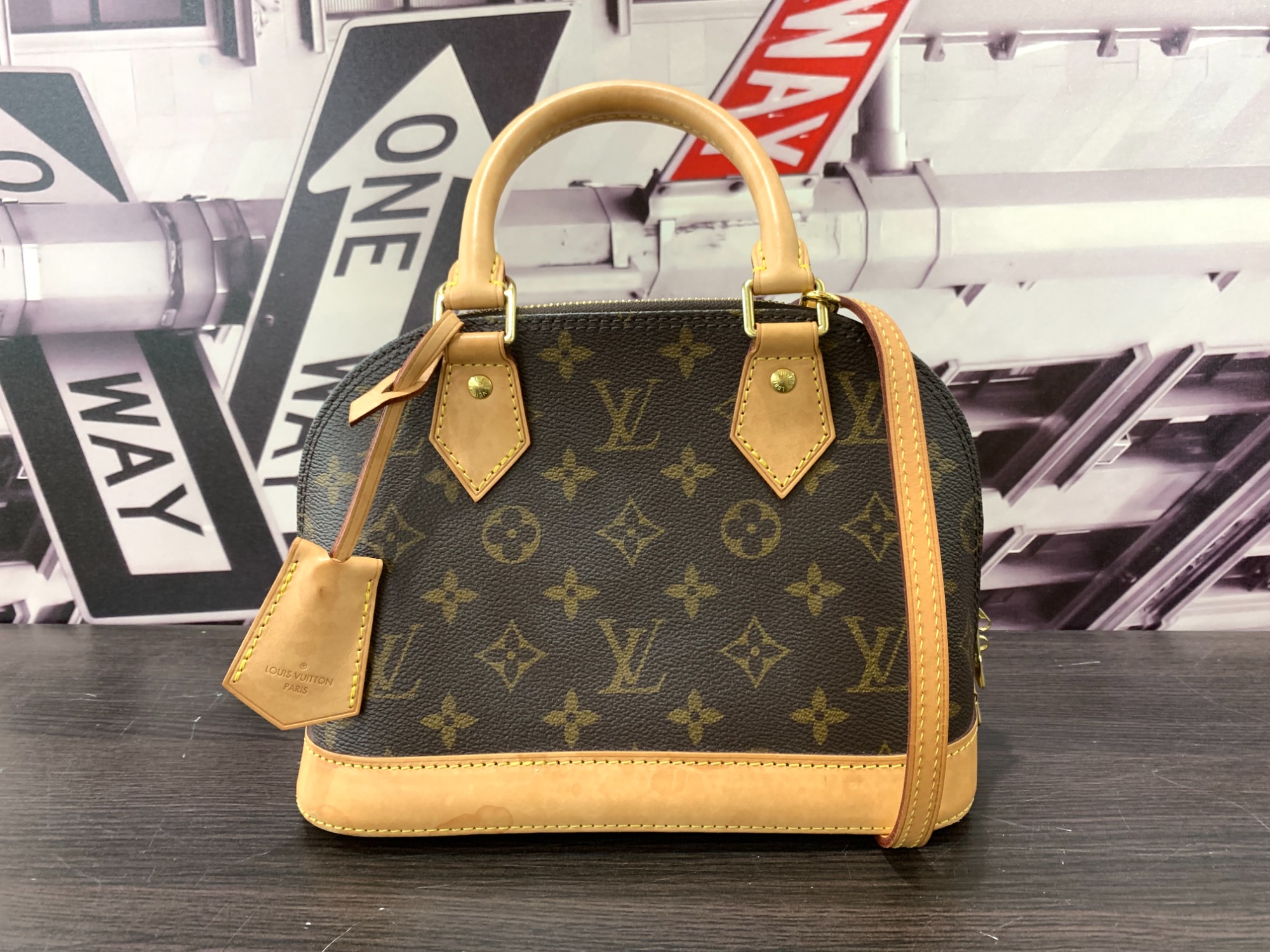 新年の贈り物 LOUIS VUITTON/ルイヴィトン】モノグラム 2WAYバッグが買取入荷 小物入れ