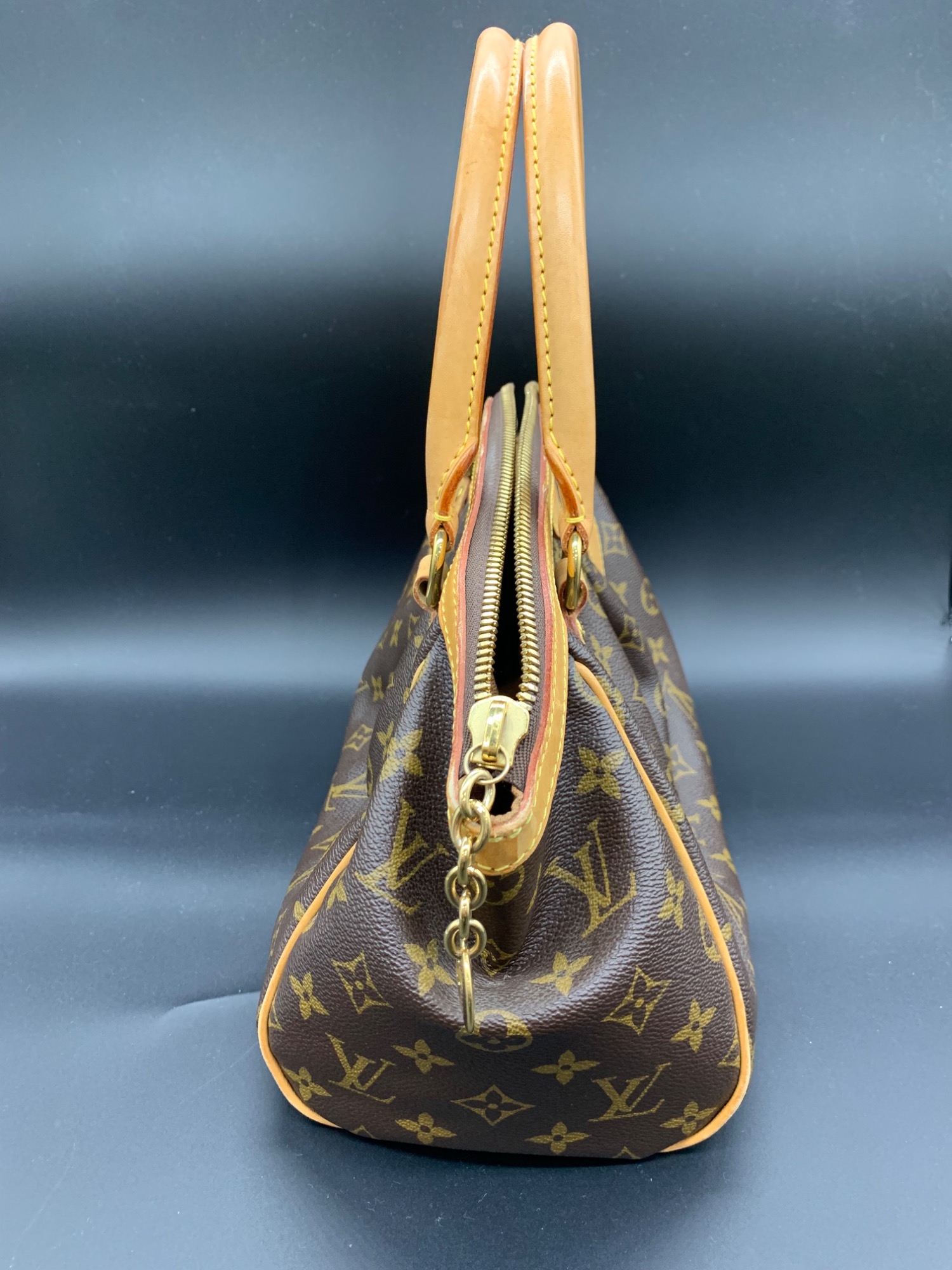 買取強化中！】Louis VuittonのティヴォリPMハンドバッグが入荷
