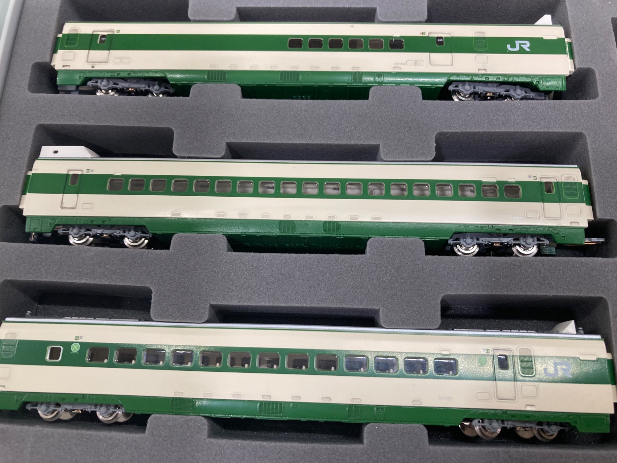 TOMY】Nｹﾞｰｼﾞ JR_200系東北・上越新幹線(F編成)基本セットB+増結 が