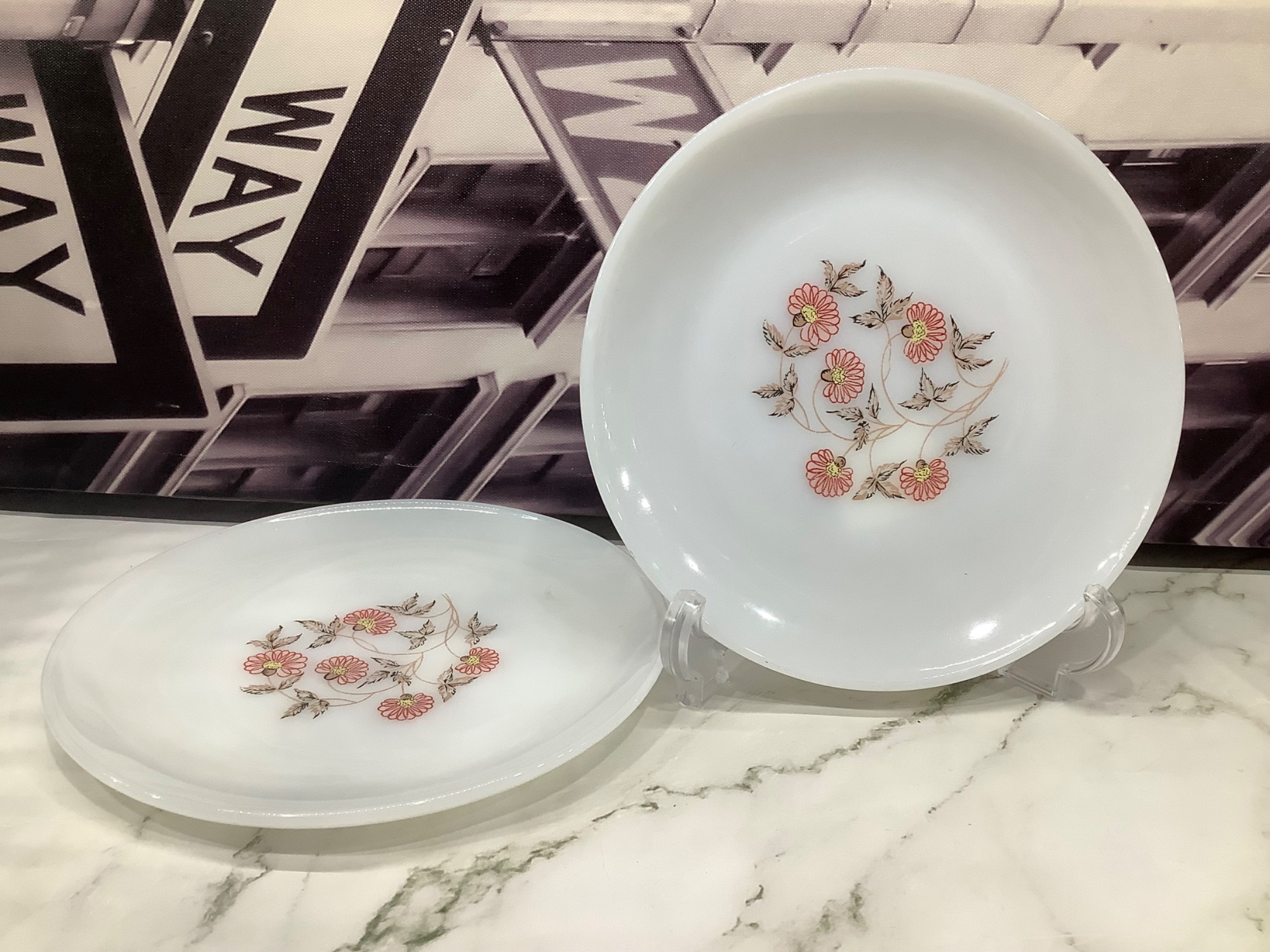 ファイヤーキング　レストランウエアー ブレット／デザート　プレート　5枚セット Fire King強化店舗！】Fire King'（ファイヤーキング）のミルクガラス