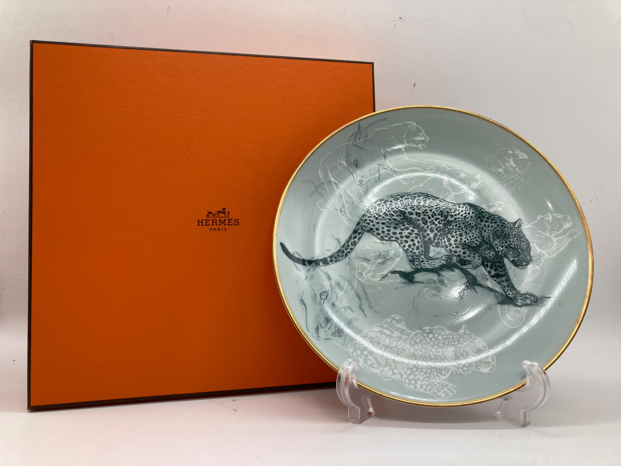 HERMES / エルメス】デザートプレートが入荷致しました♪｜2026年02月