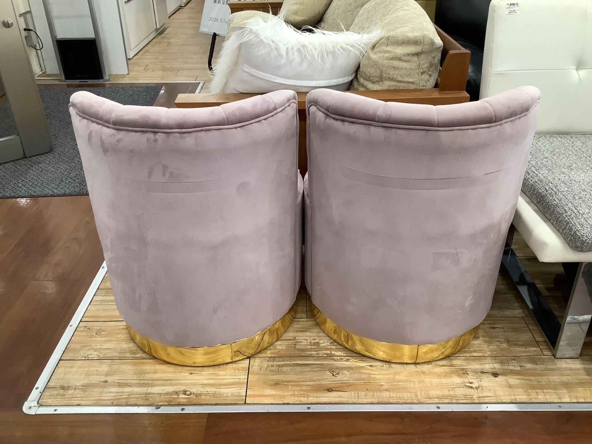 生活家具】ドレッシングチェア 1人掛けチェアが買取入荷致しました