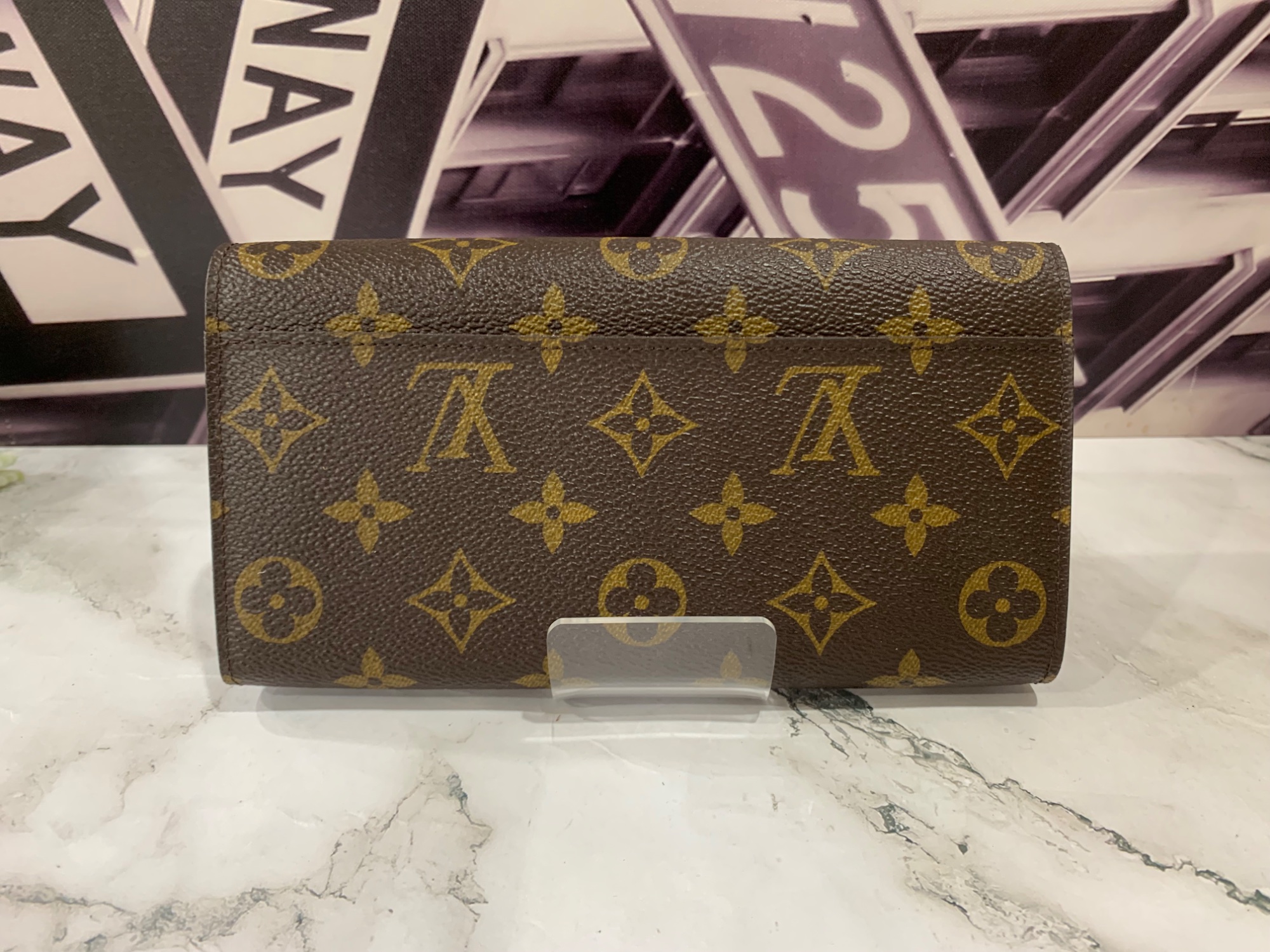 スマホで購入可】【LOUIS VUITTON / ルイヴィトン】モノグラム長財布の