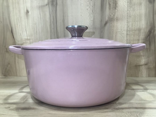 LE CREUSETのココットロンド