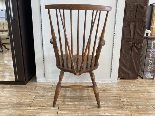 キツツキのウインザーチェア