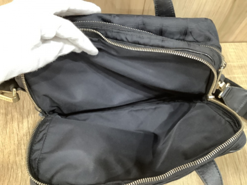 ショルダーバッグ