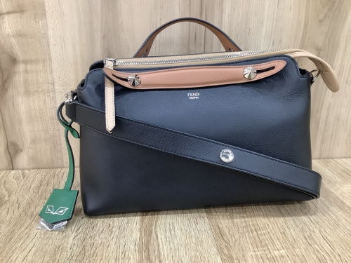 バッグのCHANEL