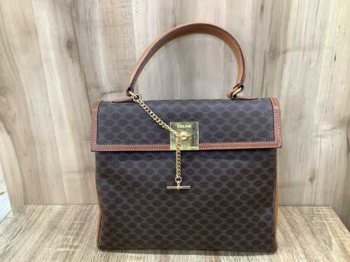 バッグのCELINE