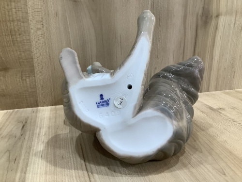 フィギュリンの中古