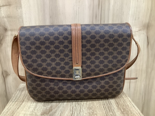 バッグのCELINE