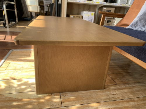 ローテーブルのCHITANO