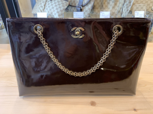 バッグのCHANEL