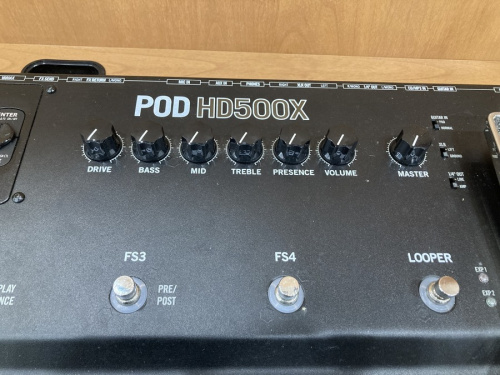 マルチエフェクターのエレキギター