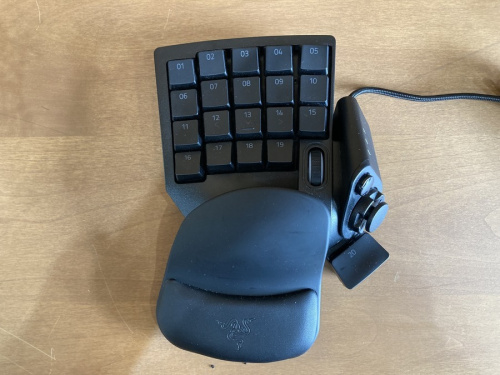 ミニプロジェクターのNEBULA