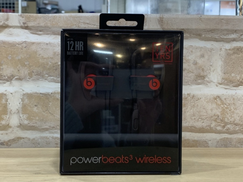 ワイヤレスイヤホンのBeats