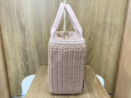 プラダの2WAYキャンバスカゴバッグ