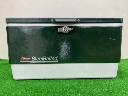 Colemanのクーラーボックス