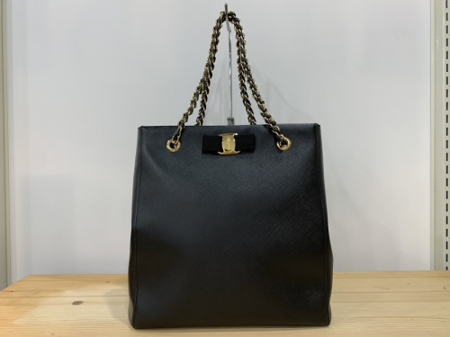 Salvatore Ferragamoのサルヴァトーレフェラガモ