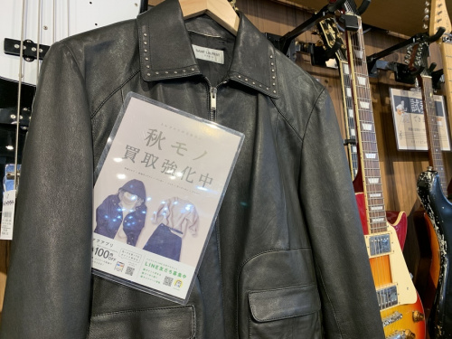 トップスのジャケット
