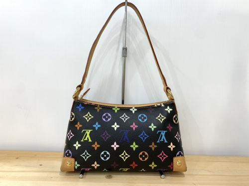 LOUIS VUITTONのルイ ヴィトン