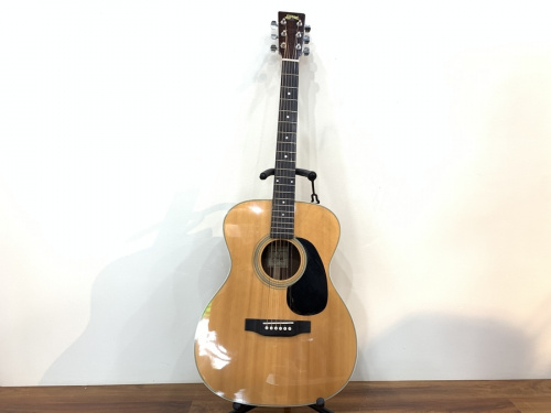 ギターのアコースティックギター