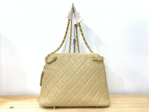 バッグのショルダーバッグ