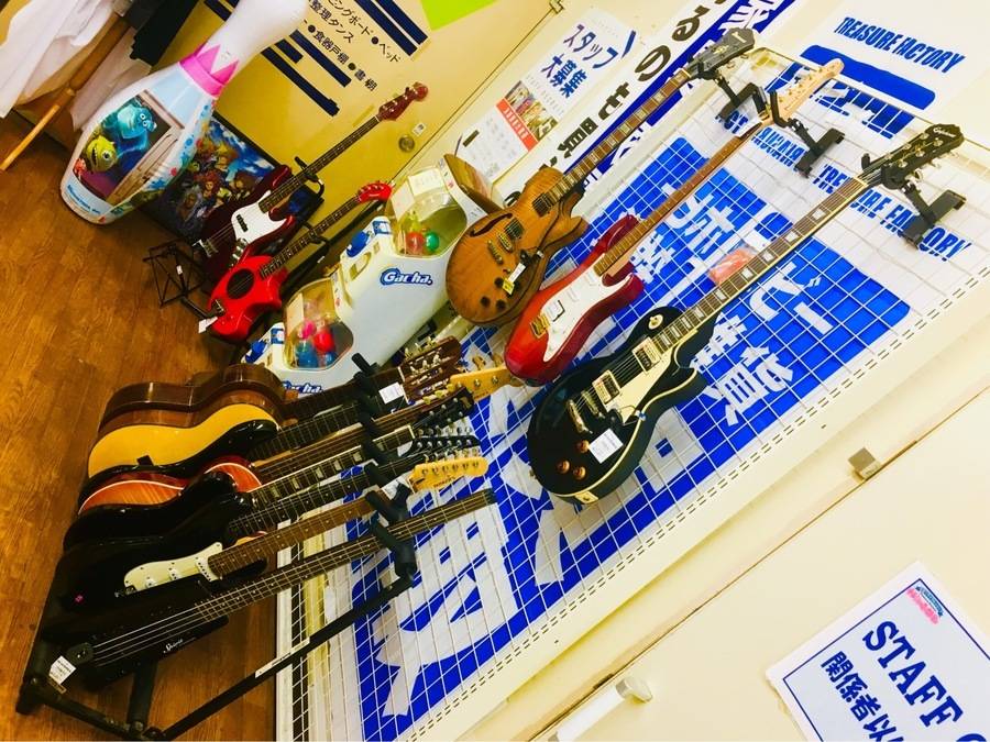 木目が特徴！セミアコースティックギター！【流山店】｜2018年06