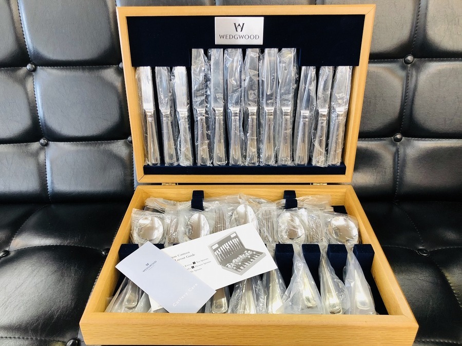 WEDGWOOD(ウェッジウッド)のカトラリーセット入荷しました！！木箱入り 