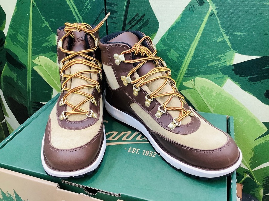 ダナーシューズ！きれい！お買得‼️