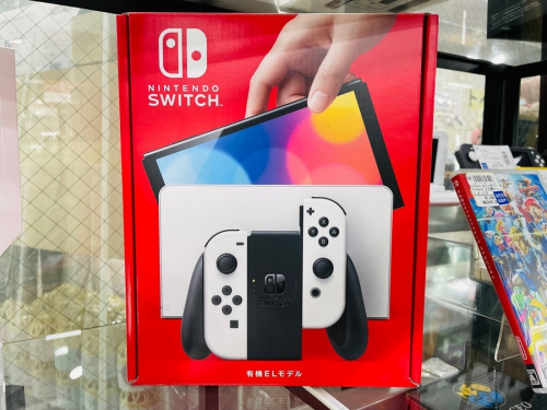 ゲーム機のNintendo Switch 有機ELモデル