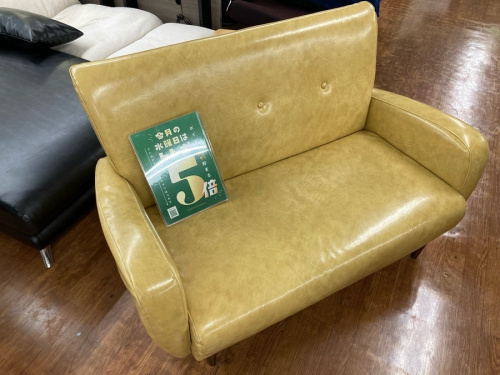 家具のソファ