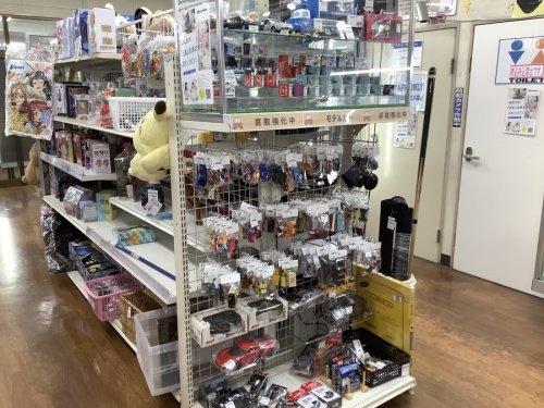 ミニカーのアイドルグッズ