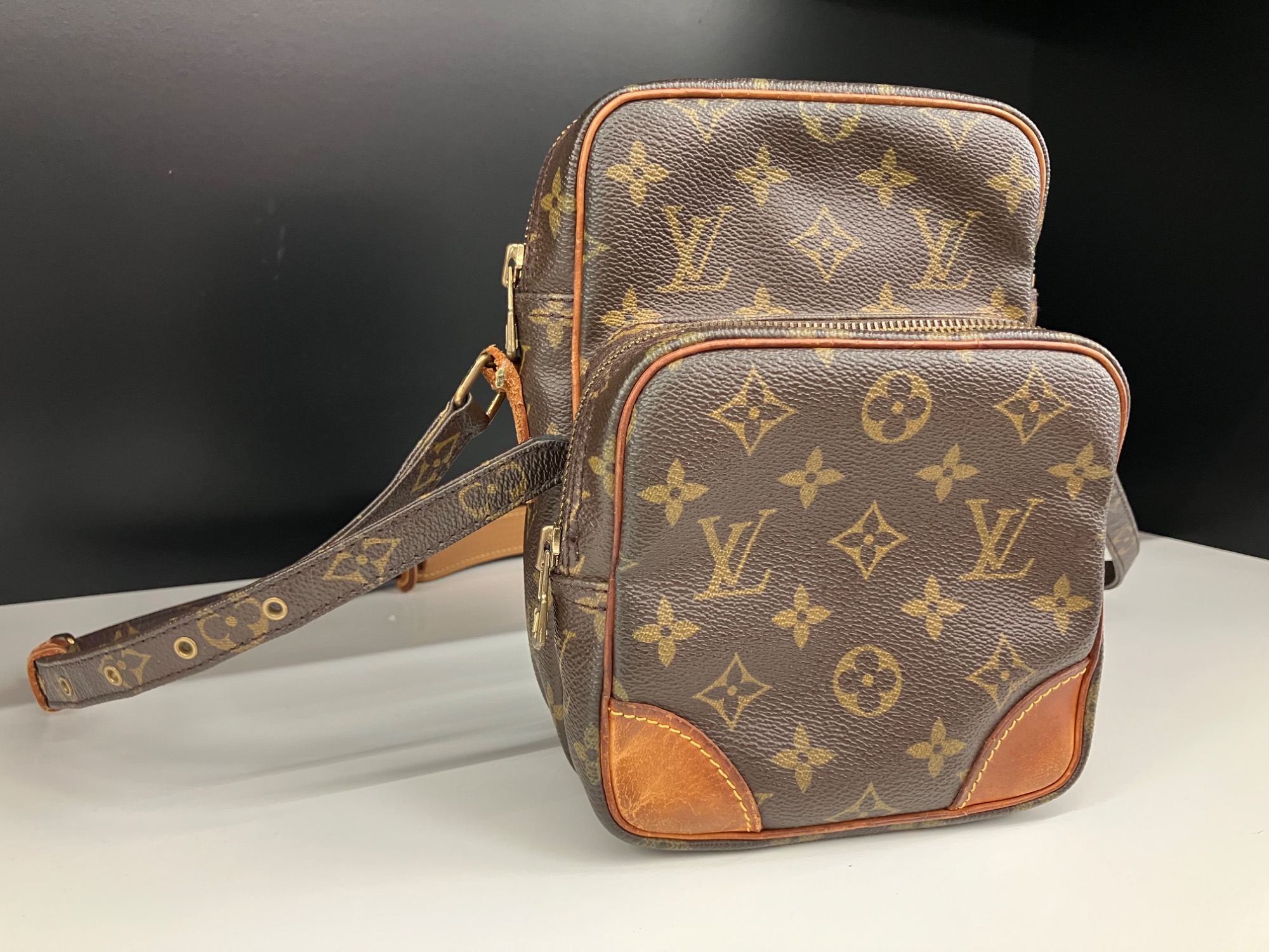 Louis Vuitton ショルダーバッグ LOUIS VUITTON】ショルダーバッグ モノグラムが入荷いたしました