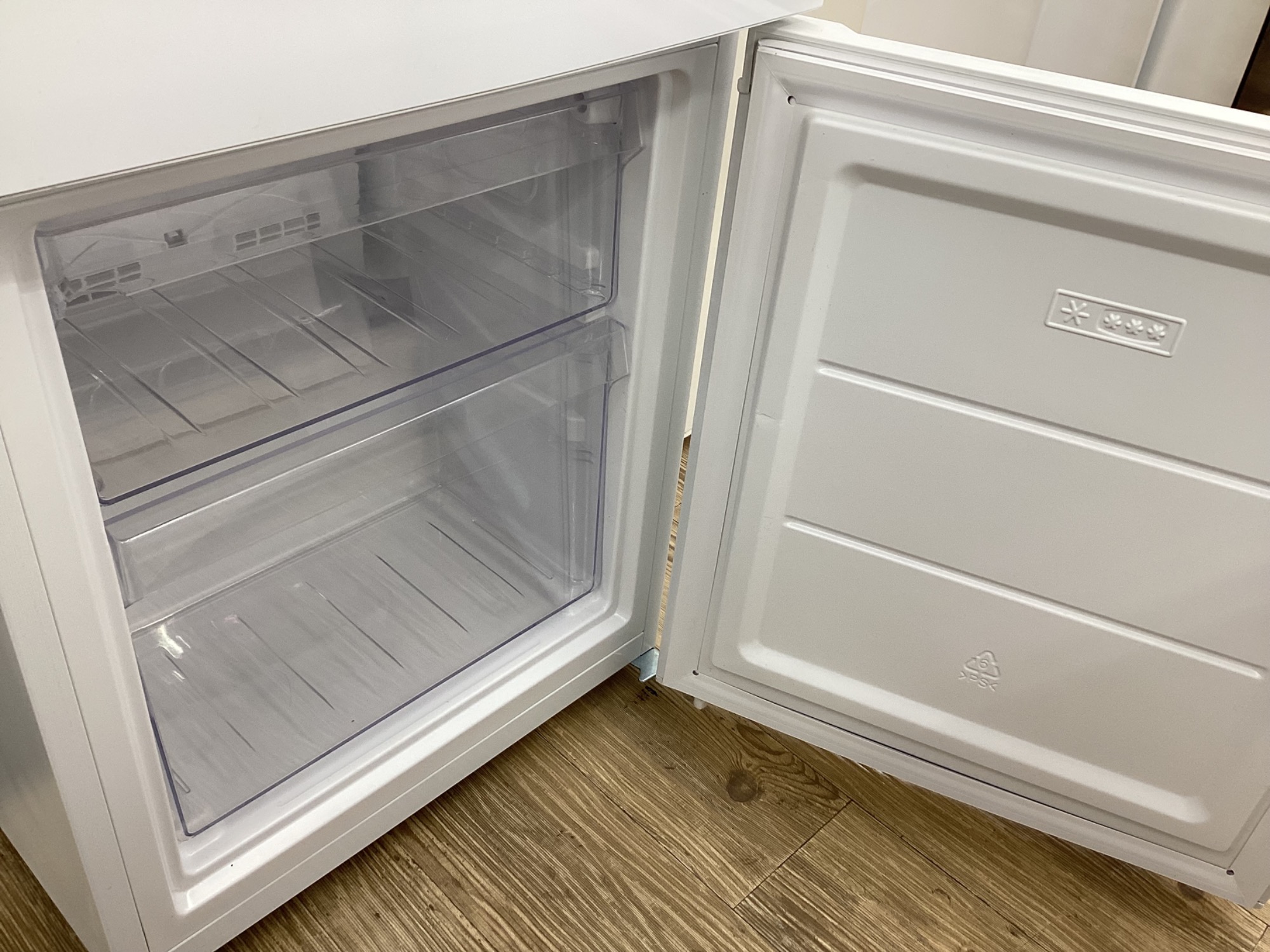 Haier 冷蔵庫 JR-NF121A 121L 2022年製 美品 ヨドバシ.com - ハイアール Haier 冷蔵庫 （121L・右開き） 2