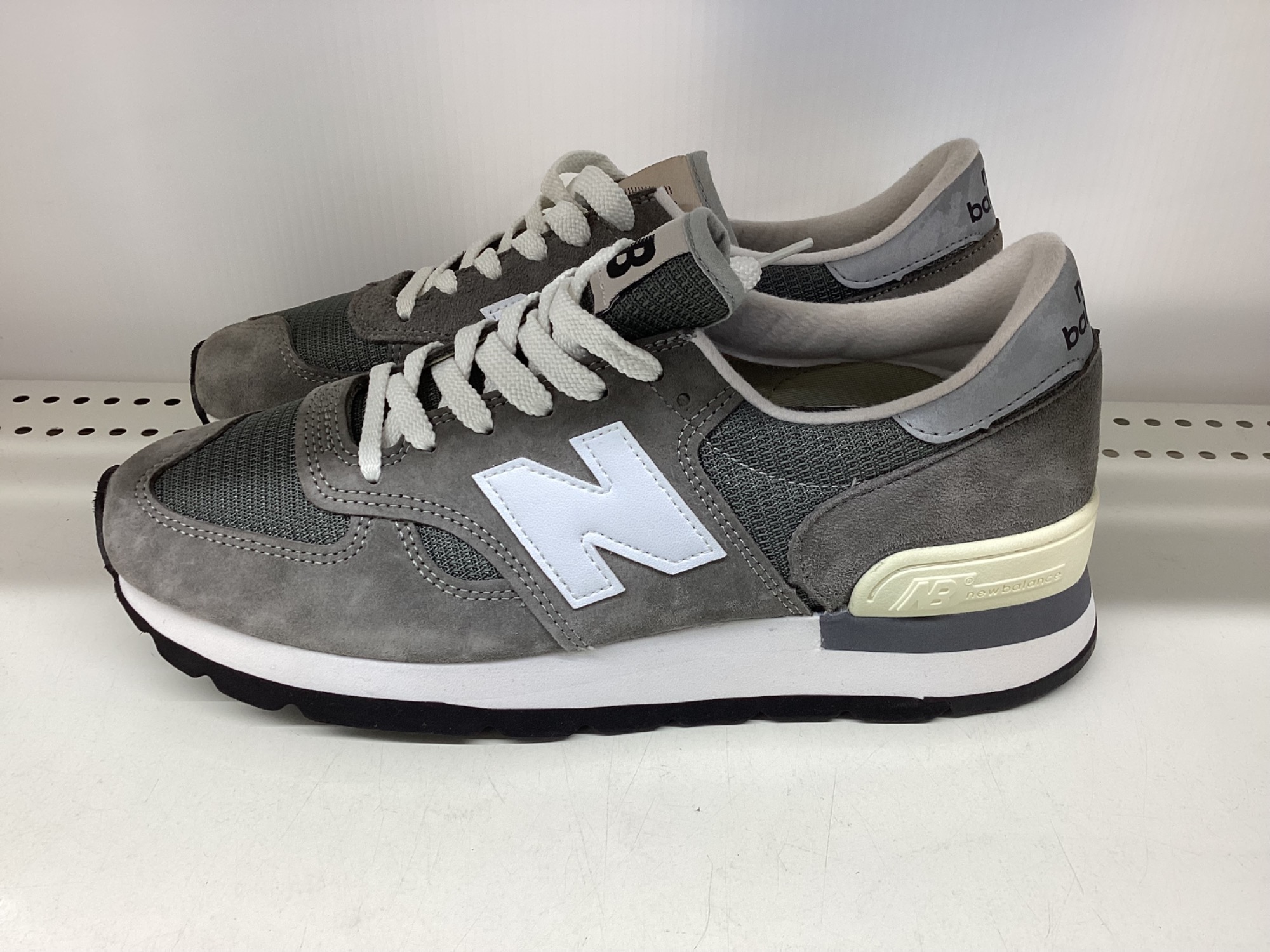 メンズアイテム買取強化中】全世界990足限定！ NEW BALANCE