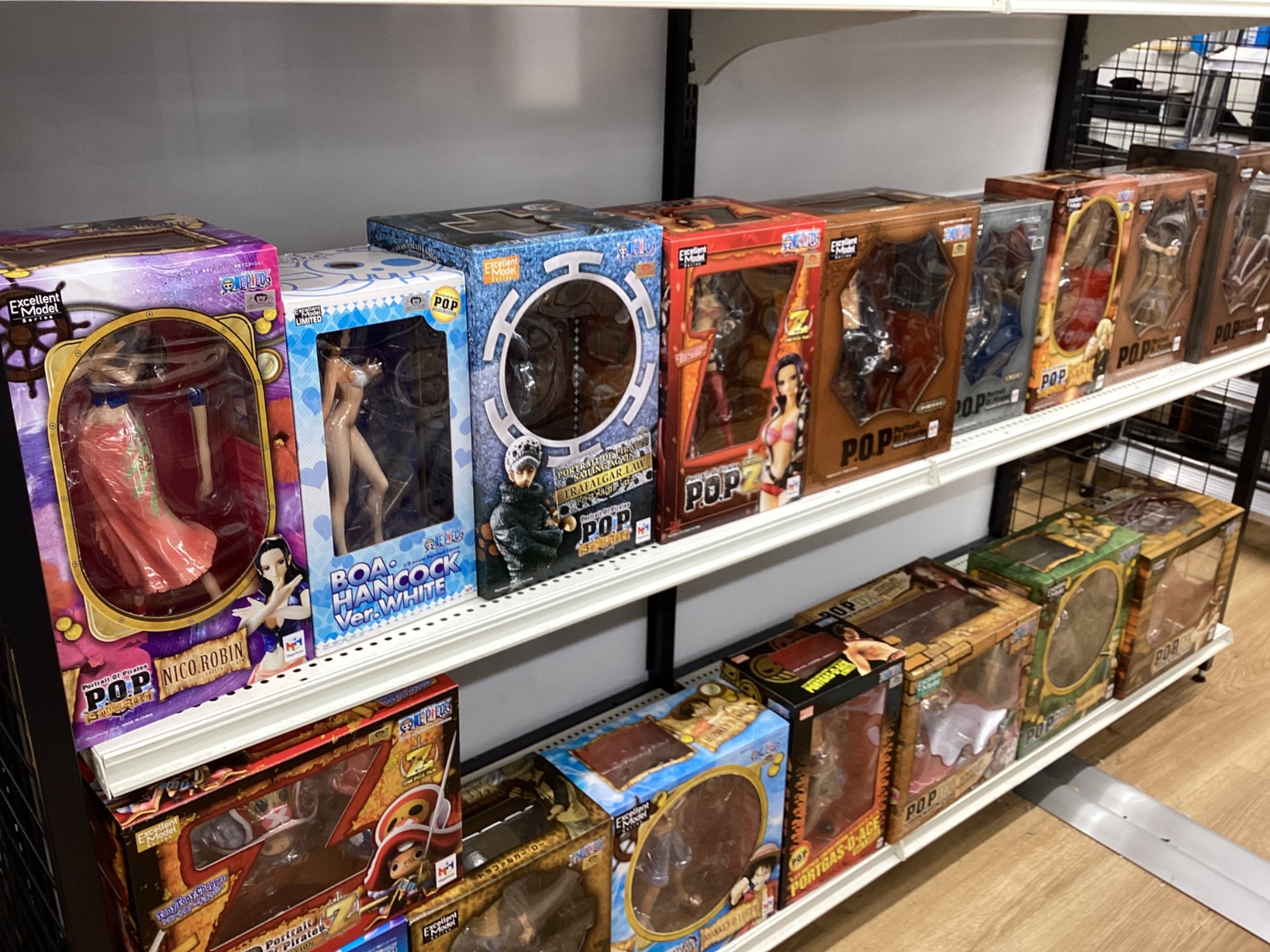 トレーボル popサイズ ワンピース フィギュア Amazon.co.jp: ワンピース WHスタジオ トレーボル 海外