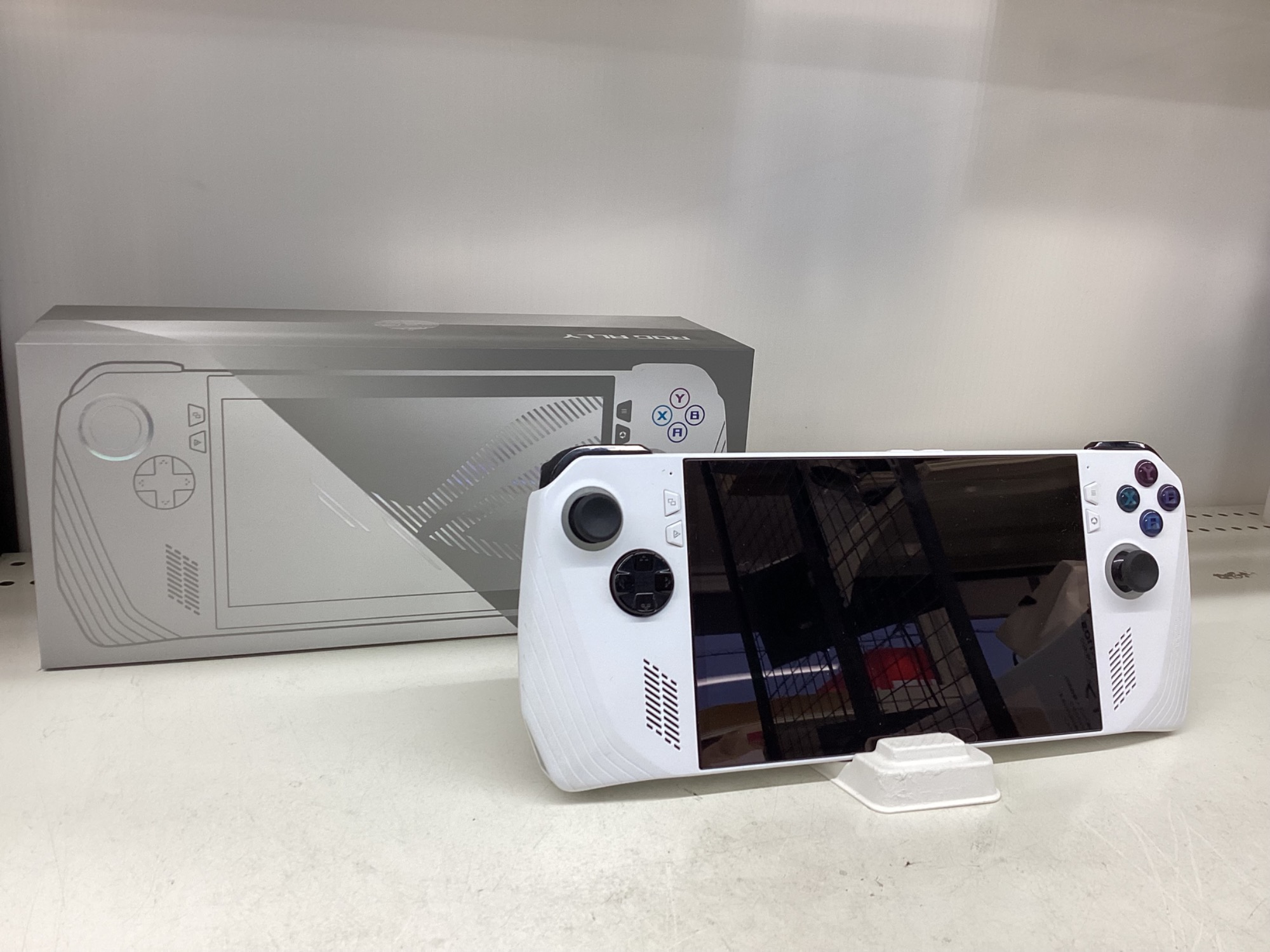 AV機器買取強化中！】 AV機器コーナーからASUS ROG Ally RC71L-Z1E512