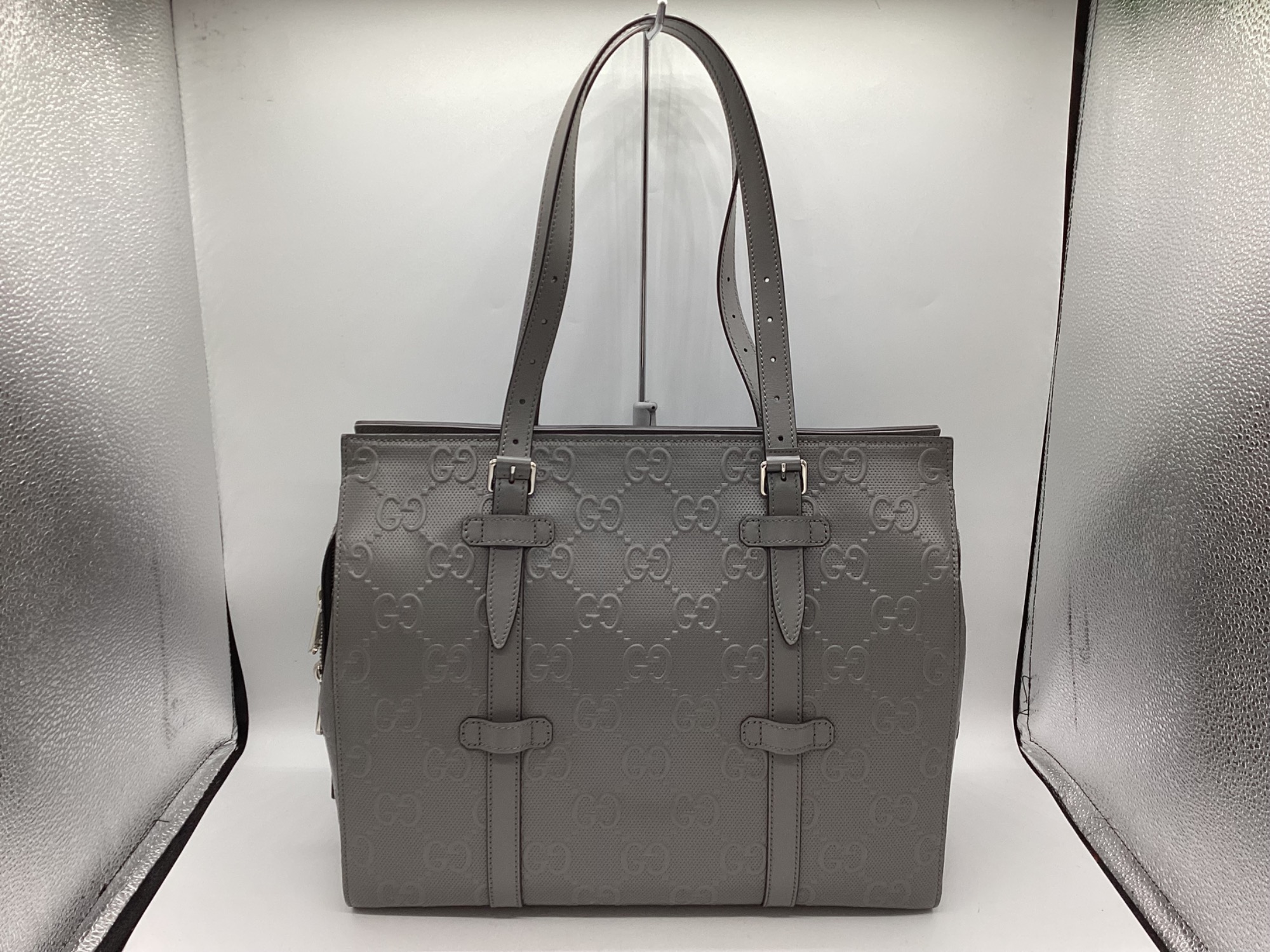 GUCCI / グッチよりエンボストート&ソーホーインターロッキングG