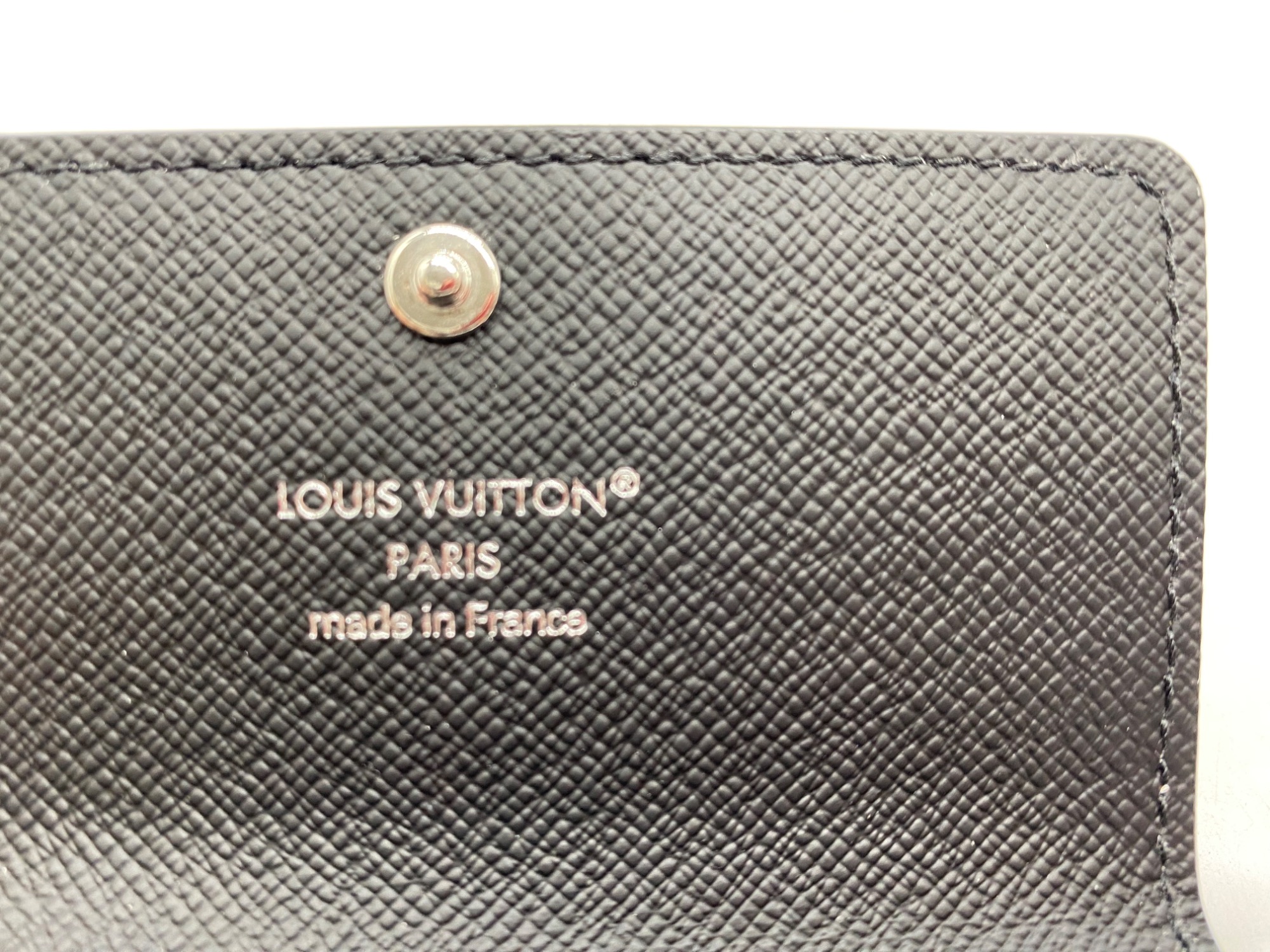 【2025年新型IC】ルイヴィトン エクリプス モノグラム ミュルティクレ 6 LOUIS VUITTON/ルイヴィトンよりモノグラム エクリプス