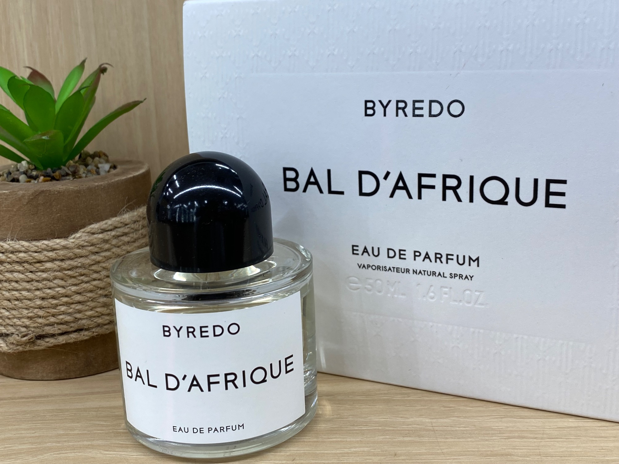 BYREDO BAL D'AFRIQUE 香水 専用ボックス付き BYREDO BAL D'AFRIQUE 香水 専用ボックス付き