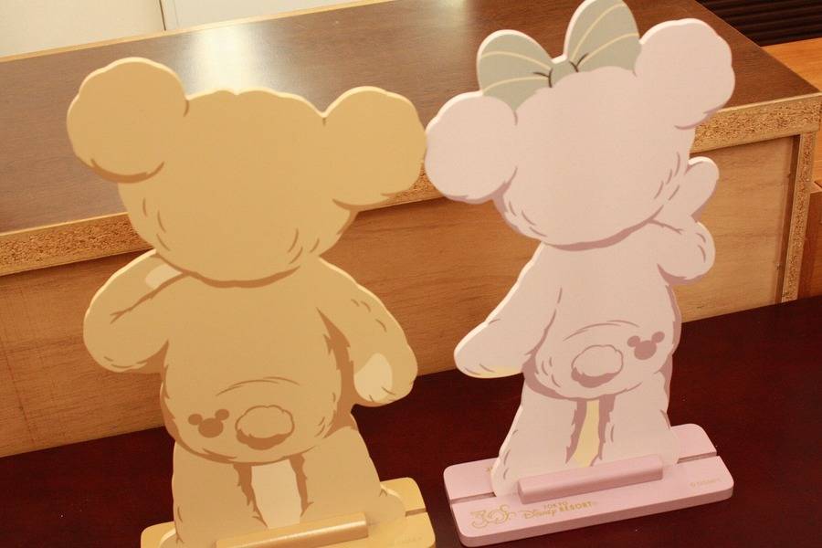 TDR 30th記念 ダッフィーとシェリーメイのウッドボードが入荷です