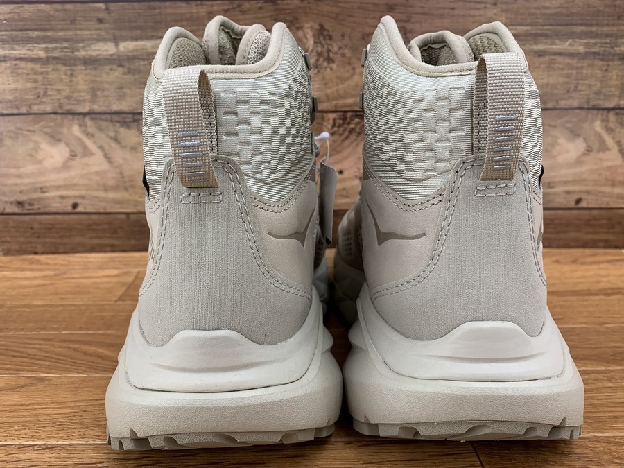 HOKA ONEONE（ホカオネオネ）のハイカットスニーカー【KAHA GTX